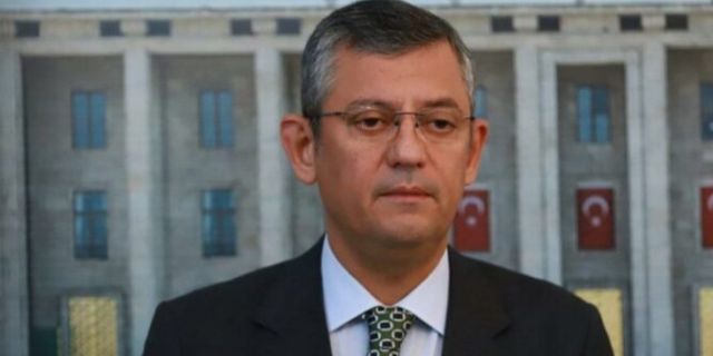 Akşener'in adaylık açıklamalarına CHP'li Özel'den yanıt