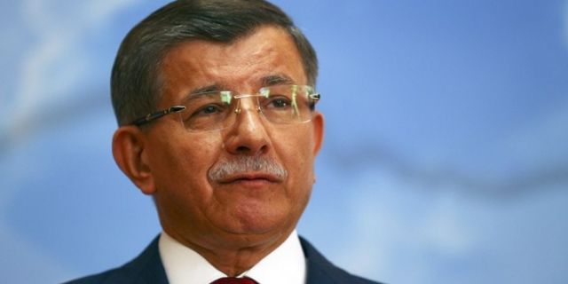 Davutoğlu'ndan iktidara tepki: Ülke ekonomisini bu hale getirenler ifade vermeli