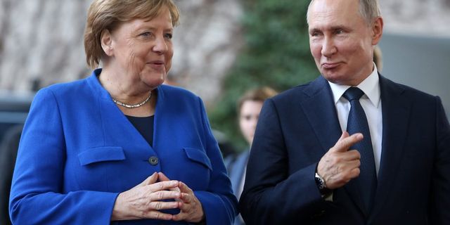 Merkel’den flaş itiraf: Putin’i yönlendirecek gücüm yoktu 