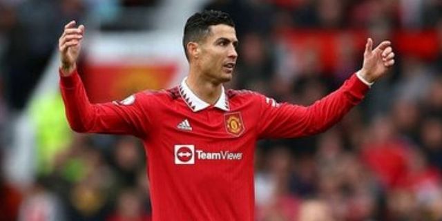 Ronaldo'dan ayrılık sinyali