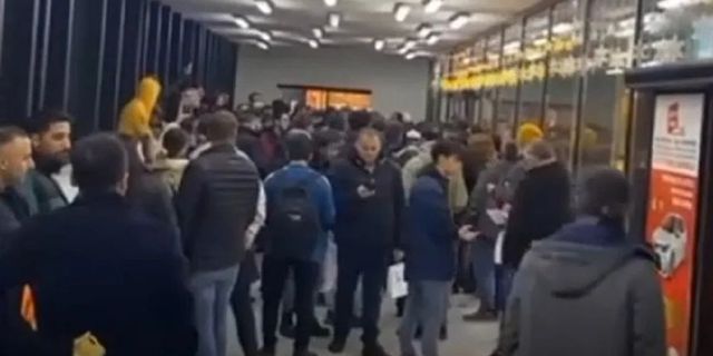 Zam öncesi Gürcistan sınır kapısında kuyruklar uzadı