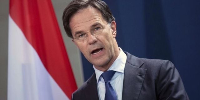 Hollanda başbakanından ‘köle ticareti’ özrü