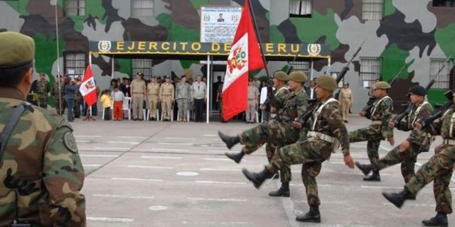 Peru’da ‘askeri darbe’: Altı general gözaltında  