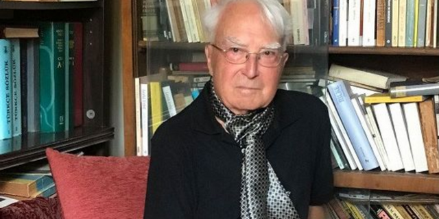 Prof. Dr. Önay Sözer hayatını kaybetti