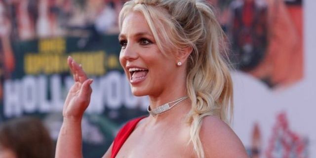 Britney Spears’ın hesabı silindi: Hayranları polisi aradı