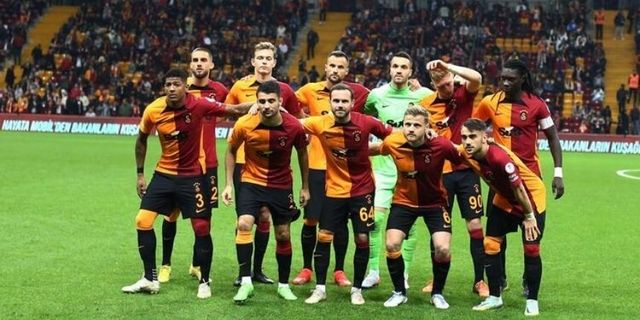 Galatasaray'da 'yaprak dökümü' başladı