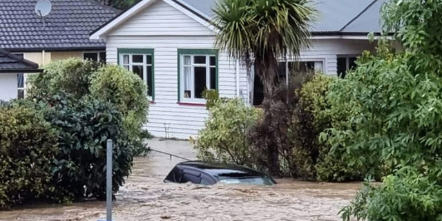 Yeni Zelanda’da sel esareti dinmiyor