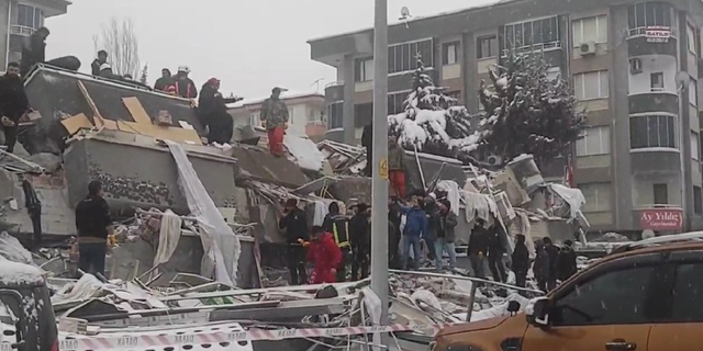 CHP İl Başkanlığı depremzedeleri sandıklara ücretsiz taşıyacak