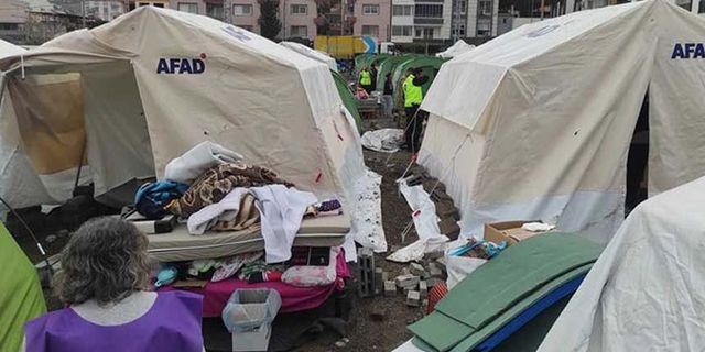 AFAD, gönüllülerin çadırlarına el koydu!