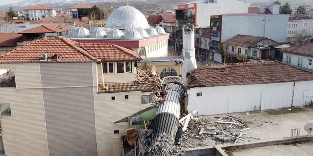 AK Partili Veysel Eroğlu: Camiler denetlenmeli