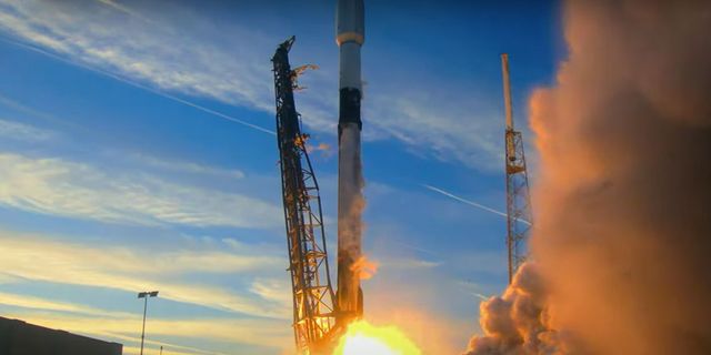 SpaceX, Crew-6 astronotlarını uzaya gönderdi