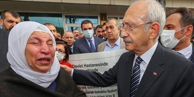Emine Şenyaşar: Bu anne sana oy verecek