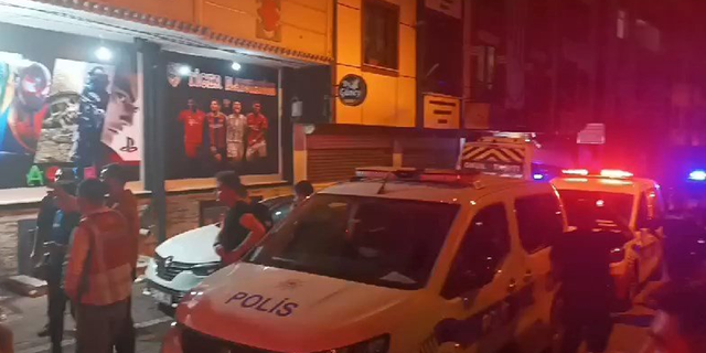 Esenyurt'taki 'halay başı' olma tartışması, küfürlü kavgayla sonuçlandı