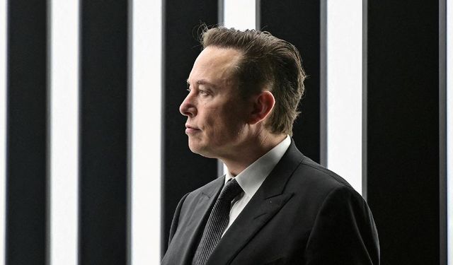 Elon Musk'tan Biden açıklaması