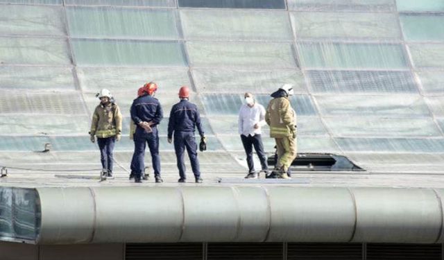 54'üncü kattan düştü, cesedi 2 gün sonra bulundu