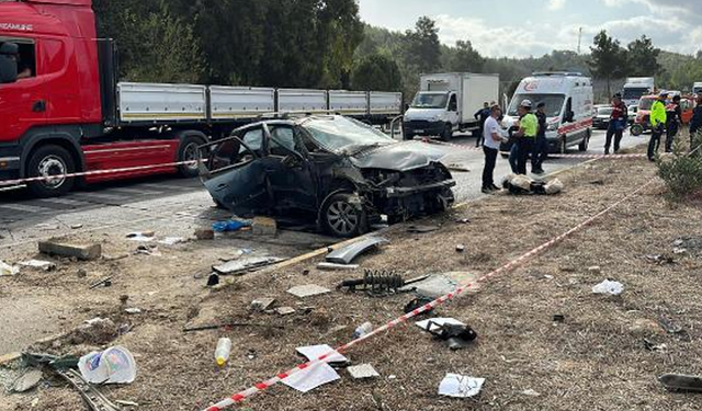 Mardin'de yolcu otobüsü otomobille çarpıştı: 1 ölü, 3 yaralı