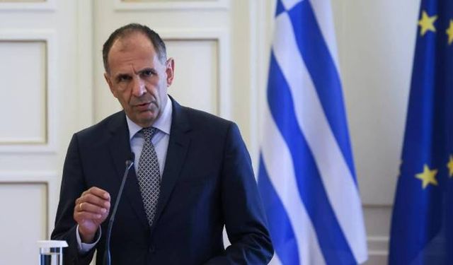 Yunanistan Dışişleri Bakanı: İsrail Gazze'de kendini savunma sınırlarını aştı