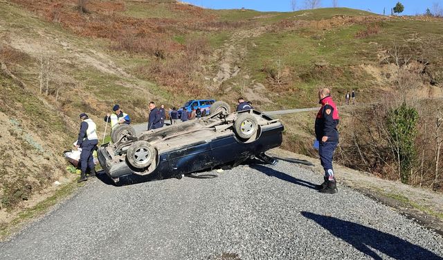 Takla atan otomobilin 90 yaşındaki sürücüsü öldü, eşi ve komşusu yaralandı