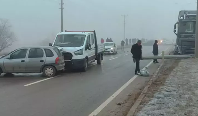 Kahramanmaraş'ta 22 aracın karıştığı kaza: Çok sayıda yaralı var