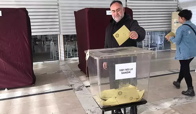 Vatandaşlar başvuru yaptı, referandumla mahallenin sınırları değişti