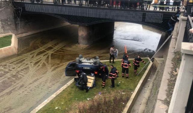 Çankırı'da otomobil 5 metre yüksekten çaya uçtu: 7 yaralı