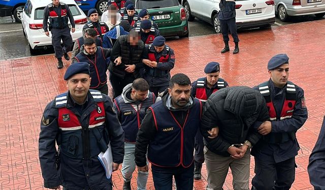 Muğla’da 1001 kaçak göçmen, 24 göçmen kaçakçısı yakalandı