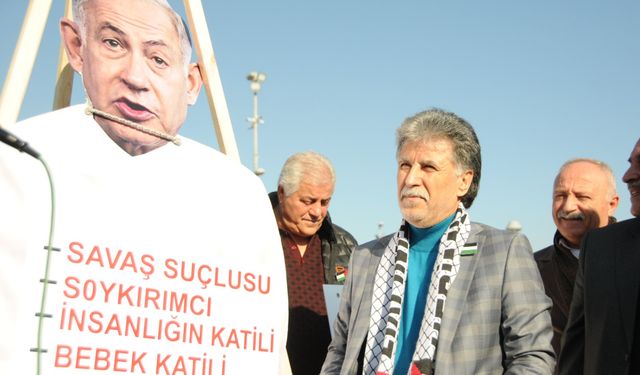 Kayseri'de İsrail protestosu: Netanyahu'nun maketi asıldı