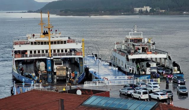 Gökçeada ve Bozcaada feribot hatlarında bazı seferler iptal