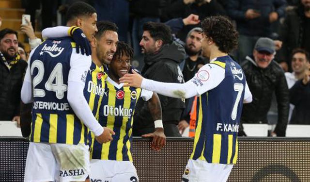 Fenerbahçe Sivasspor'u farklı mağlup etti: 4-1