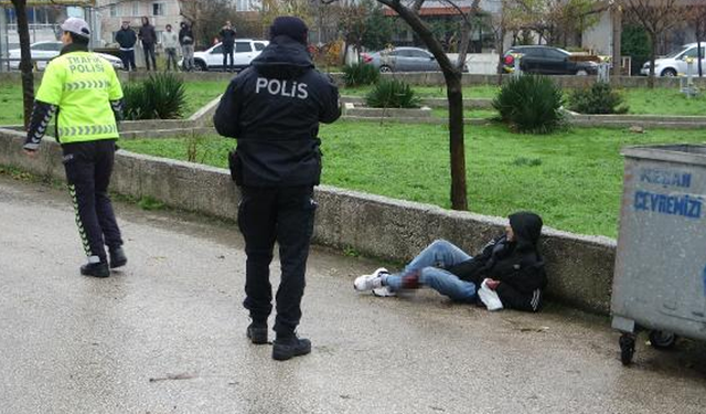 Köpeğe taş atan arkadaşlarına ateş ettiler: 1 ölü, 1 yaralı