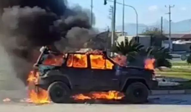 Seyir halindeyken alev alan cip, bir anda patlayıp hurdaya döndü