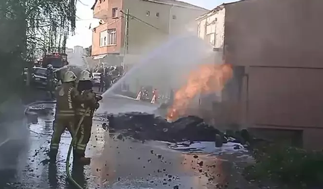 Üsküdar'da doğalgaz borusu patladı! Hızlı müdahale faciayı önledi