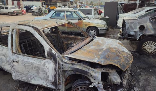 Kız arkadaşına çarpan otomobili kundakladı, 8 araç küle döndü