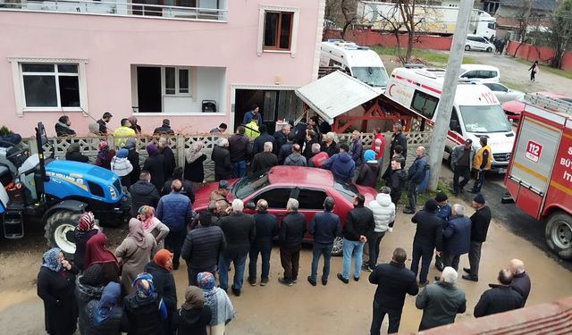 Elektrikli ısıtıcının devrilmesiyle evde yangın çıktı: 1 ölü