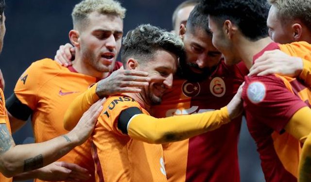 Galatasaray Mertens'le güldü: 2-1