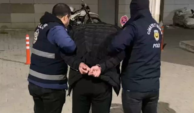 12 yıl hapisle aranan firari saklandığı evde yakalandı