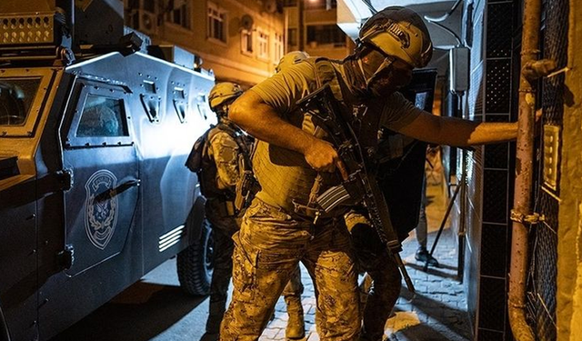 İstanbul'da PKK/KCK operasyonu! 38 şüpheliden 19'u tutuklandı...