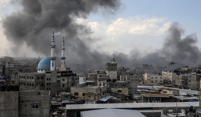 Filistin Dışişleri duyurdu: İsrail, Refah kentine saldırı başlattı