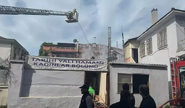 İstanbul'da tarihi hamamda korkutan yangın