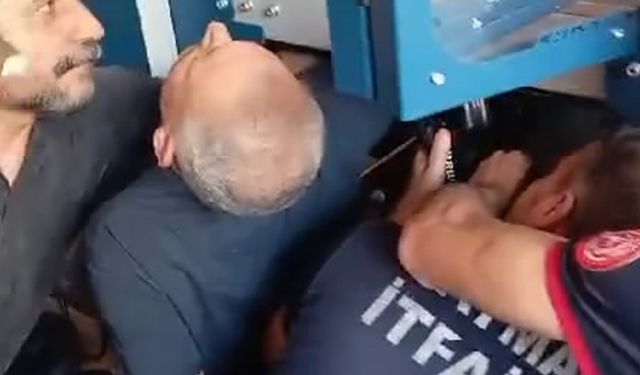 Kolu paketleme makinesine sıkışan işçi, 1 saatlik çalışmayla kurtarıldı