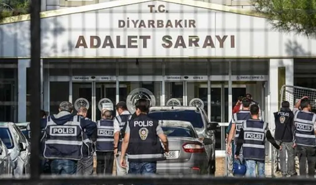 Diyabakır'da gözaltına alınan 6 DEM Partili tutuklandı