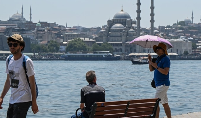 AKOM'dan İstanbul açıklaması: Sıcaklıklar mevsim normallerine dönüyor