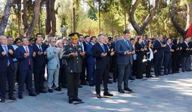 İzmir'de 15 Temmuz için anma töreni düzenlendi