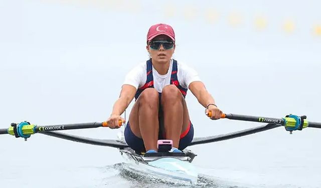 Milli kürekçi Elis Özbay, Paris Olimpiyatları'nda çeyrek finalde