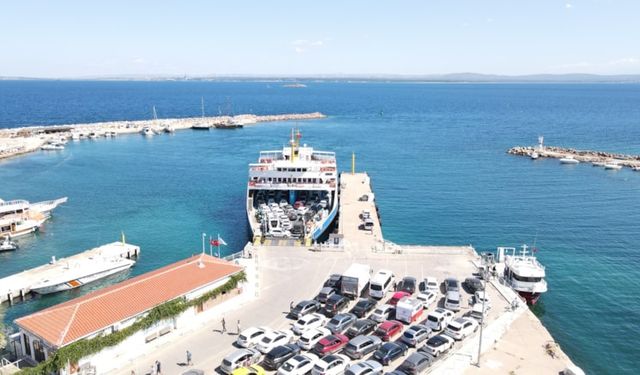 Bozcaada'da fahiş feribot ücretleri isyan ettirdi