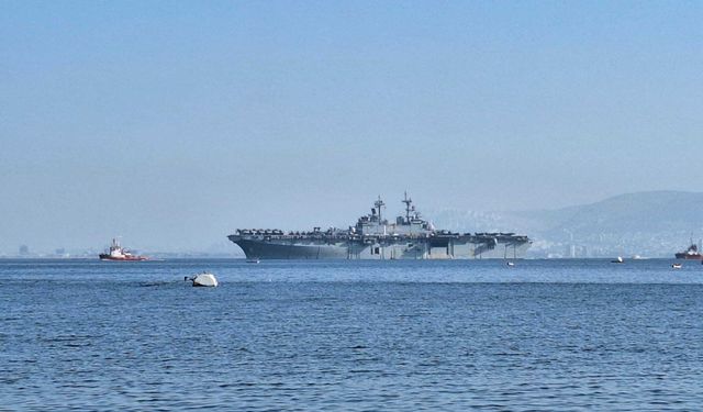 ABD Gemisi USS WASP İzmir Limanı'ndan ayrıldı