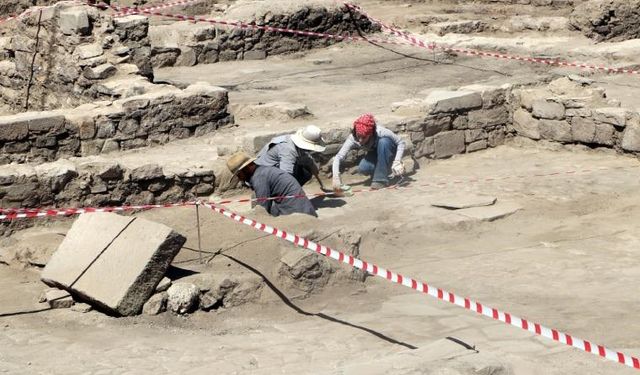 Van'da Osmanlı dönemine ait pazar yeri bulundu