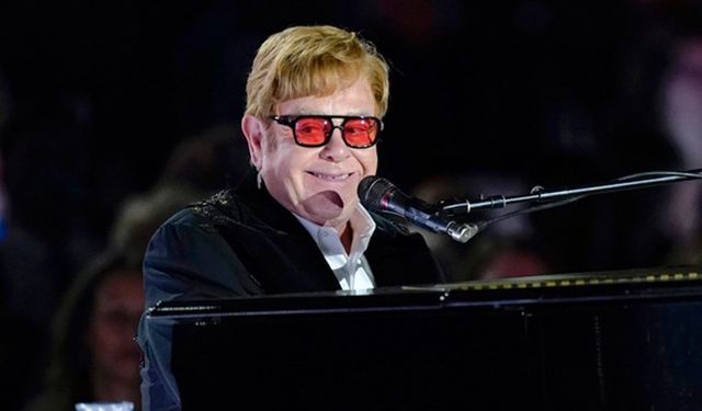 "Sir" unvanlı sanatçı Elton John'dan üzücü haber!