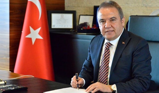 Antalya Büyükşehir Belediye Başkanı Muhittin Böcek'ten İmamoğlu'na destek!