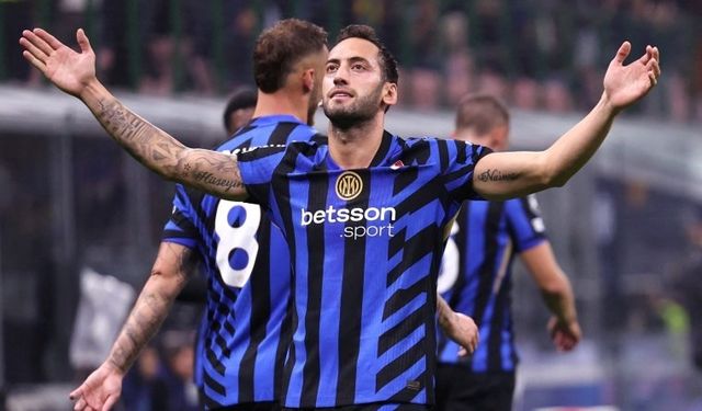 Hakan Çalhanoğlu 14 yıl sonra bir ilki başardı: Inter, Kızılyıldız'a acımadı!